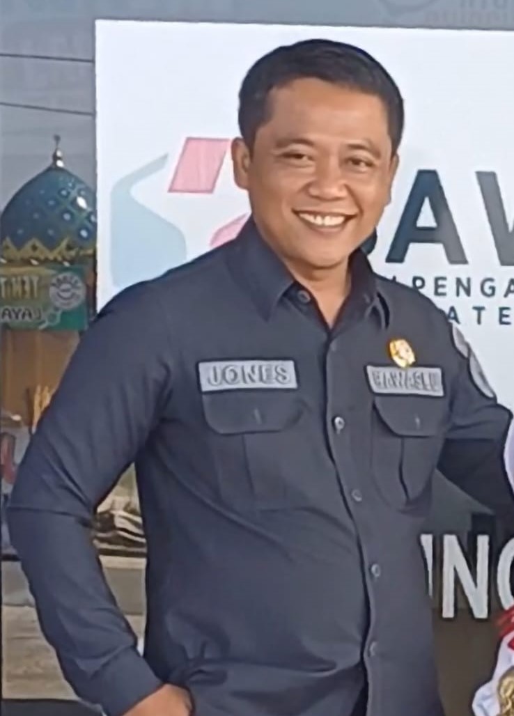 Gambar : Ketua Bawaslu Kabupaten Lampung Barat