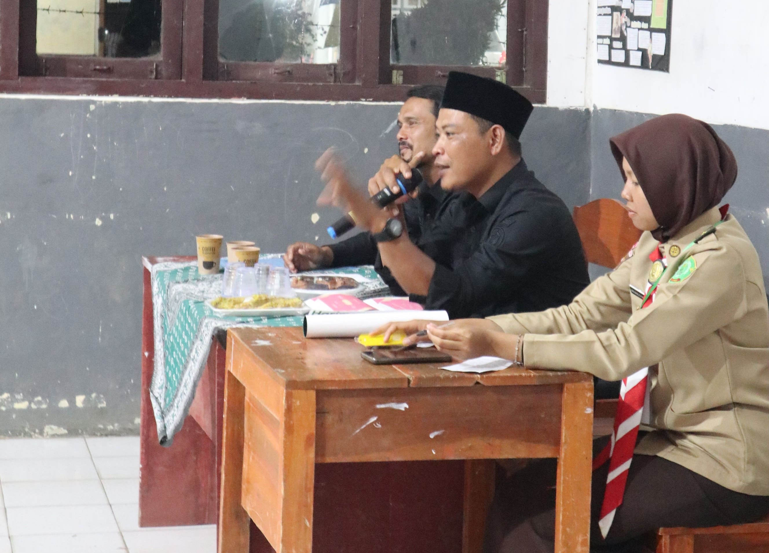 amam Mulhadi saat menyampaikan materi