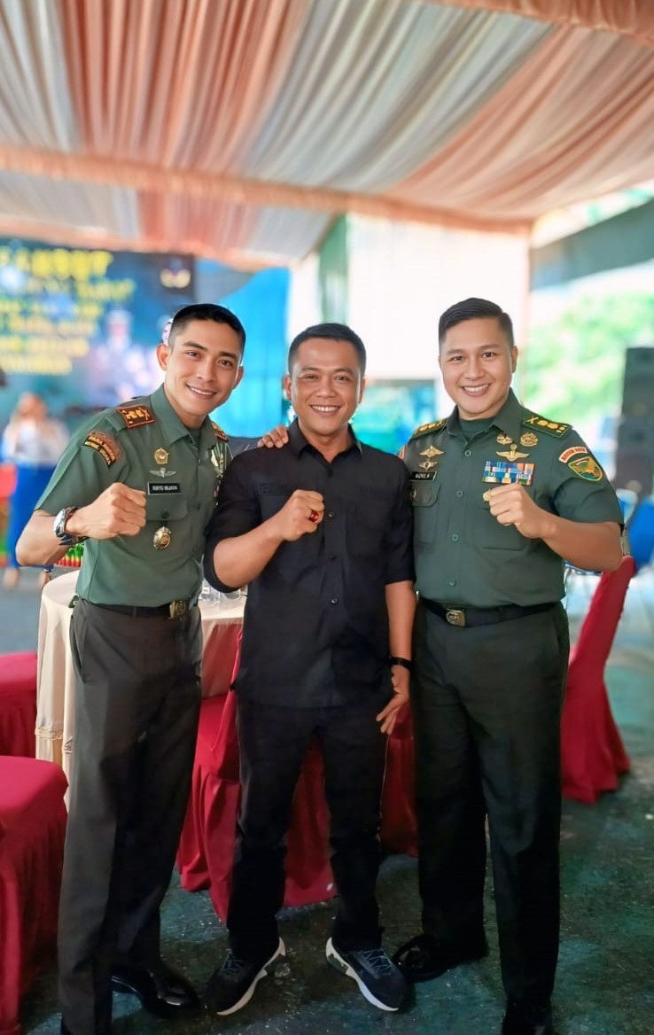 Foto Ketua Bawaslu Lambar dengan Dandim 0422
