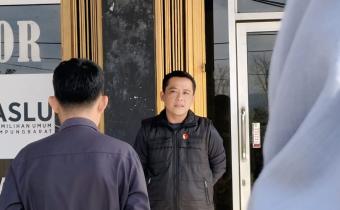 Foto Pimpinan Saat Apel