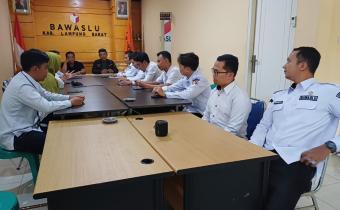 Foto Saat Rapat