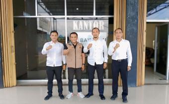 Foto Bersama Pimpinan Bawaslu dengan Kasat Intelkam Lampung Barat