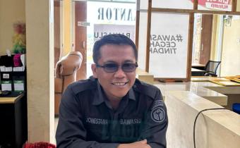 Ketua Bawaslu Lampung Barat, Novri Jonestama, S.Sos., M.M.